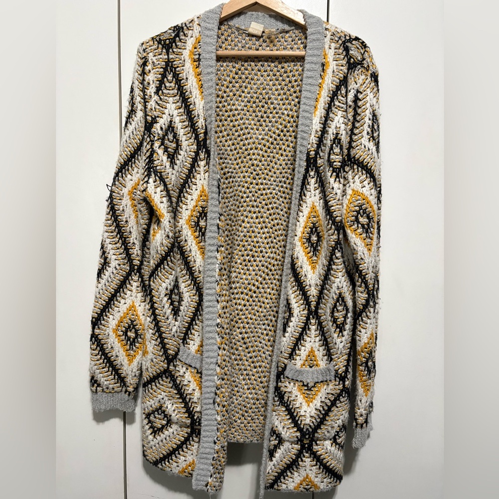 Roxy Open-Front Diamond Knit Cardigan in Gray, Black & Mustard